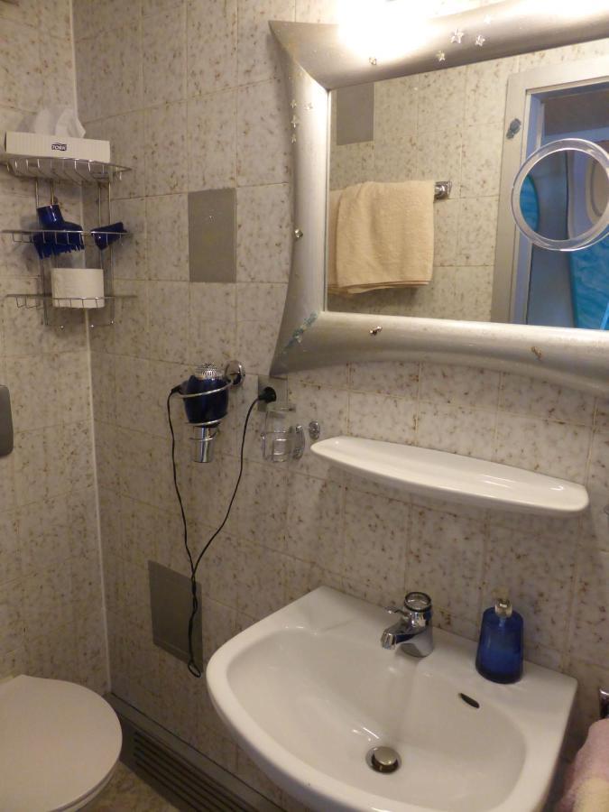 Gasthaus Storchen Hellas Haslach im Kinzigtal Zimmer foto